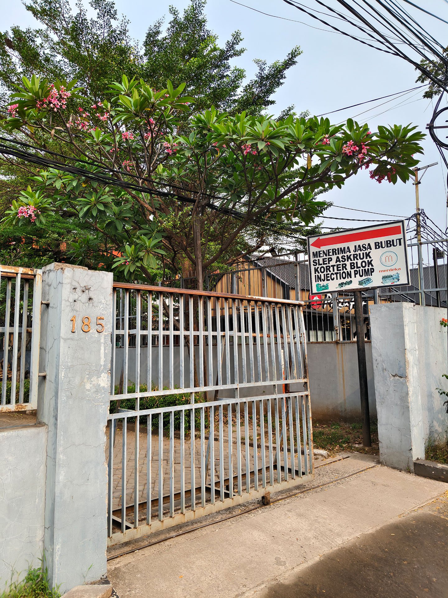Lokasi Bengkel Bubut Merdeka di Jl. Raya Merdeka No.185 Tangerang